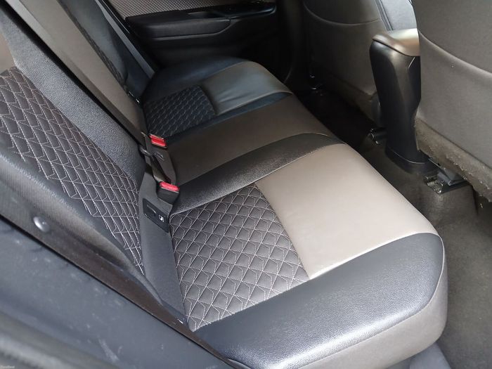 Toyota C-HR 2023