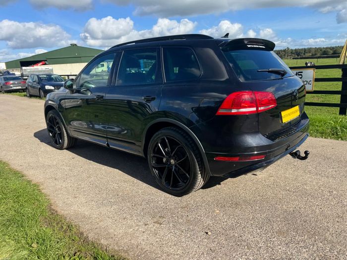 Volkswagen Touareg 2015