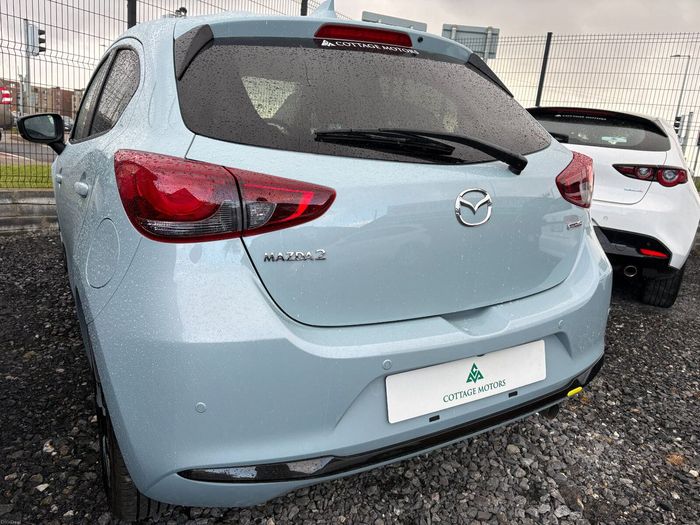 Mazda 2 2025