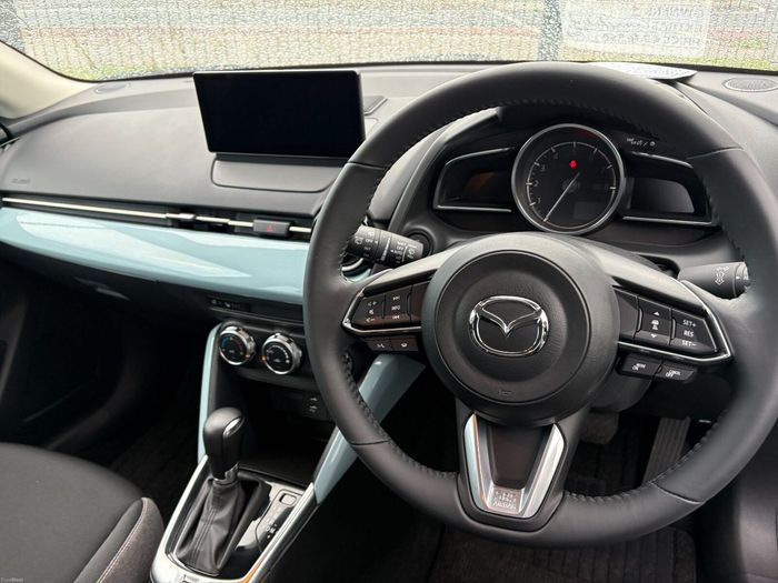 Mazda 2 2025