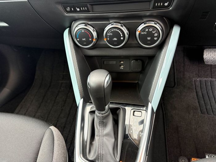 Mazda 2 2025