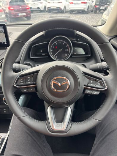 Mazda 2 2025