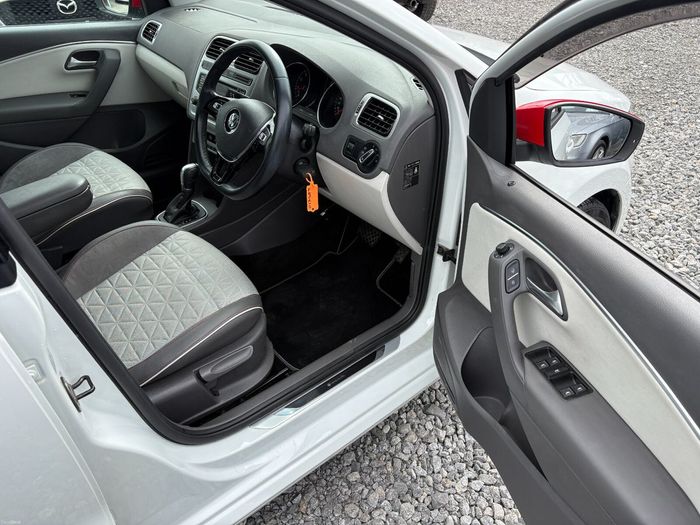 Volkswagen Polo 2016