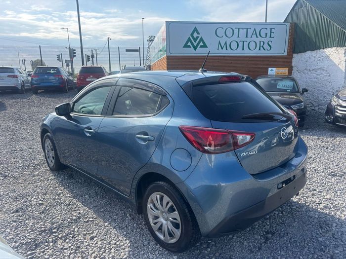 Mazda Demio 2016