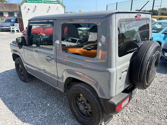 Suzuki Jimny 2022
