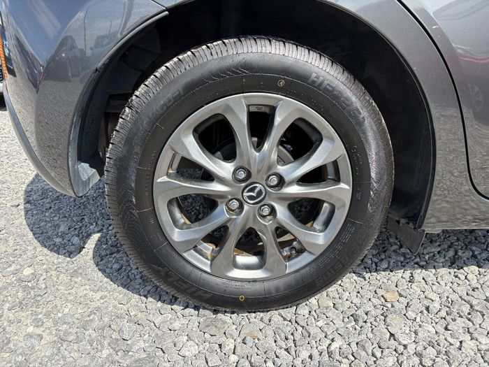 Mazda Demio 2017