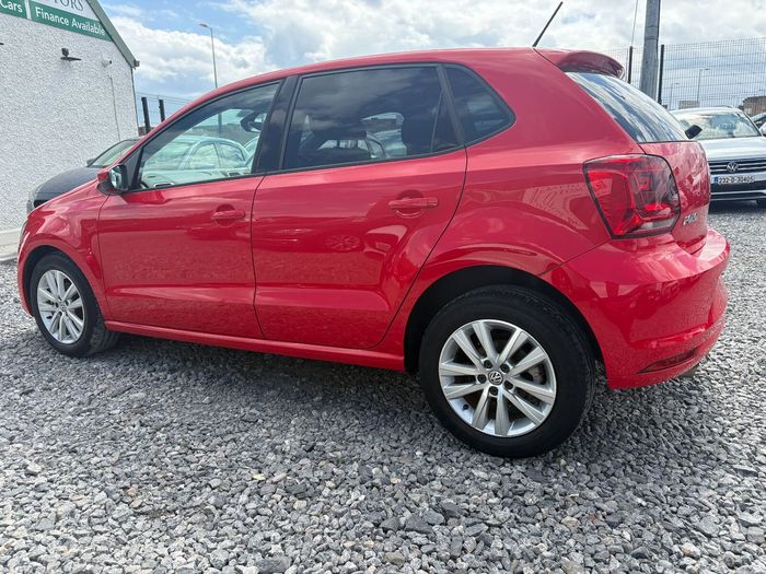 Volkswagen Polo 2016