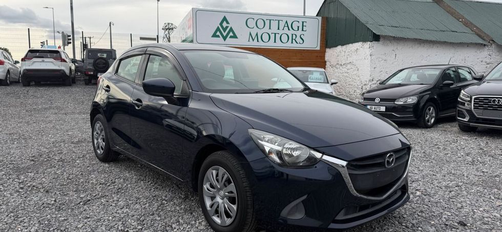 Mazda Demio 2015