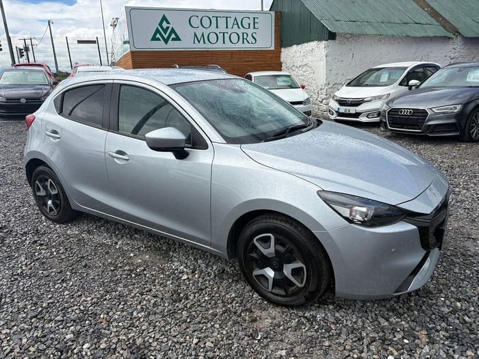 Mazda 2 2023