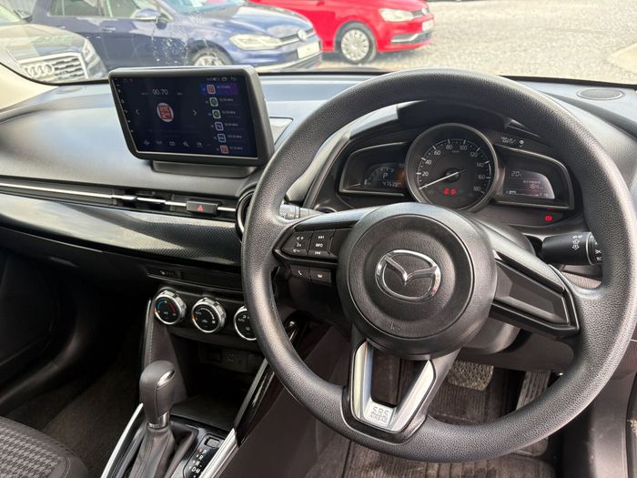 Mazda Demio 2017