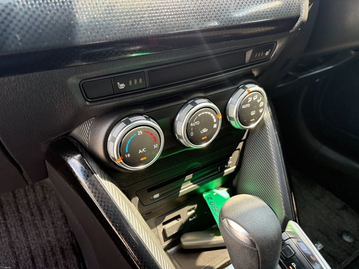 Mazda Demio 2017