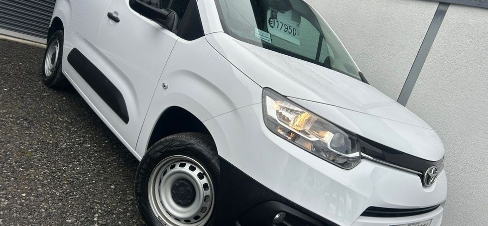 Toyota Proace 2024