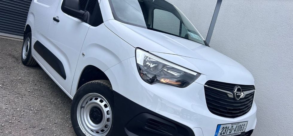 Opel Combo 2023