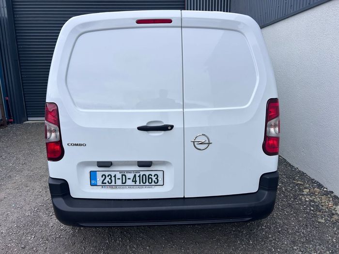Opel Combo 2023