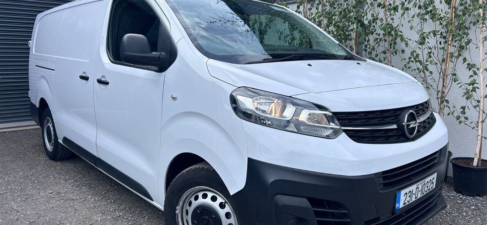 Opel Vivaro 2023