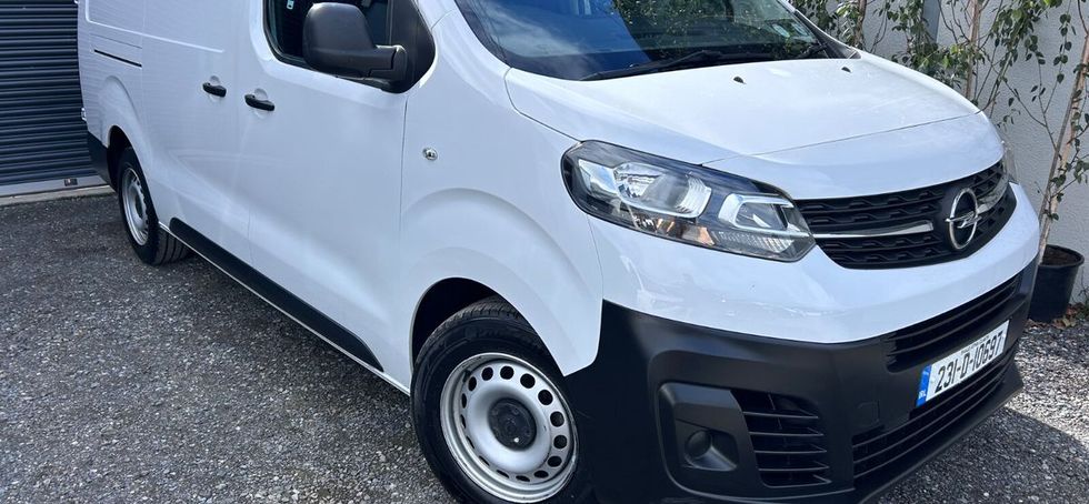 Opel Vivaro 2023