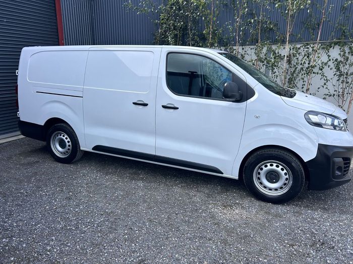 Opel Vivaro 2023