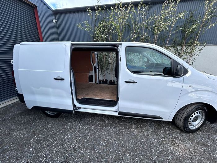 Opel Vivaro 2023