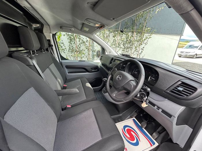 Opel Vivaro 2023