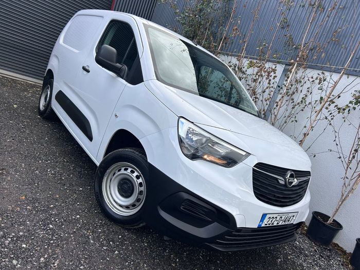 Opel Combo 2023