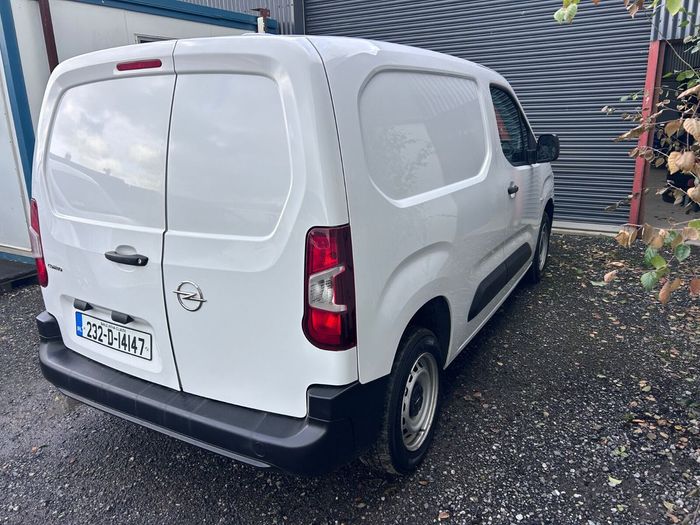 Opel Combo 2023