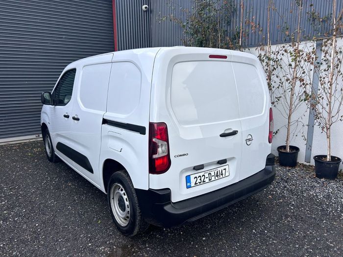 Opel Combo 2023