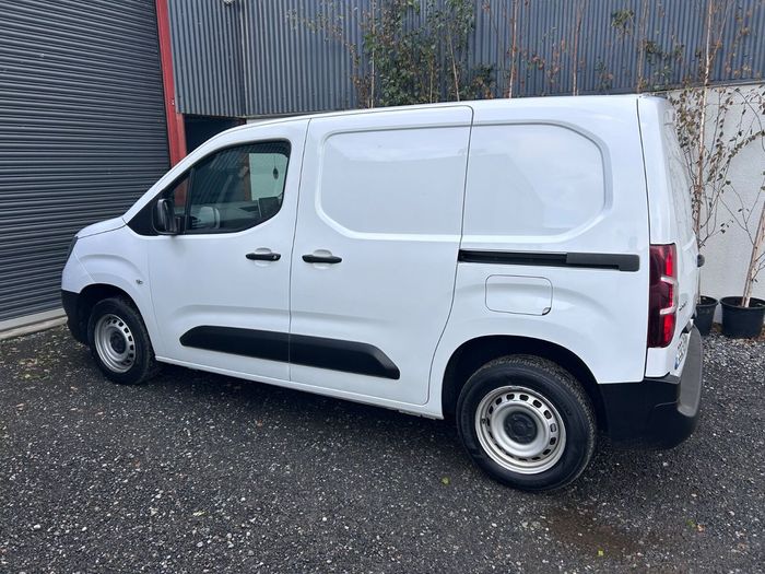 Opel Combo 2023