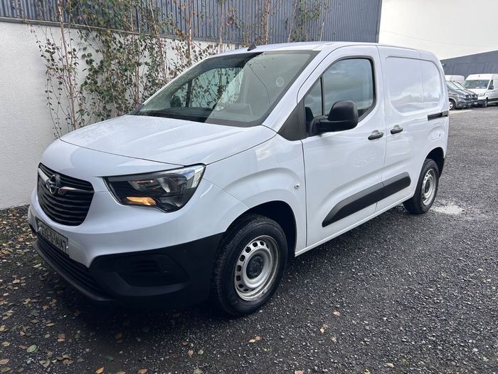 Opel Combo 2023