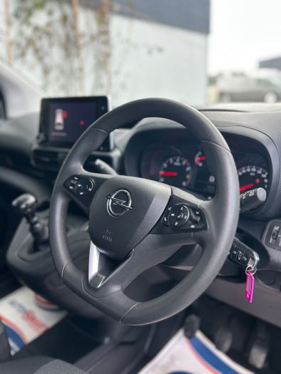 Opel Combo 2023