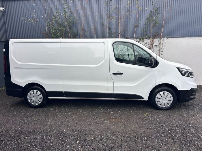 Renault Trafic 2023
