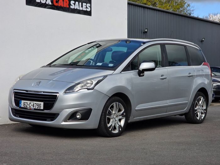 Peugeot 5008 2016