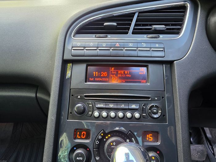 Peugeot 5008 2016