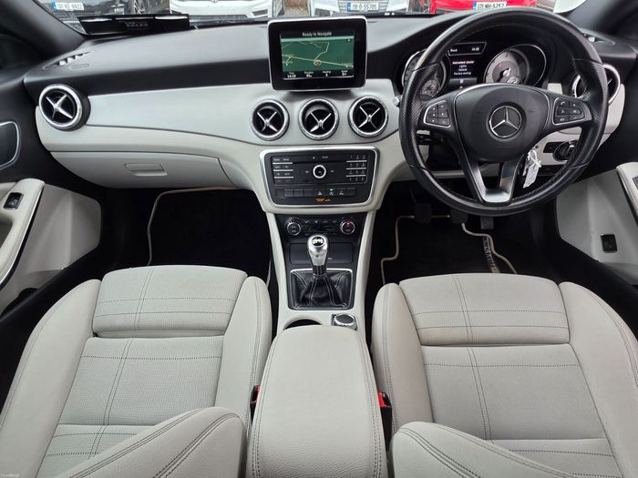 Mercedes-Benz CLA 2016