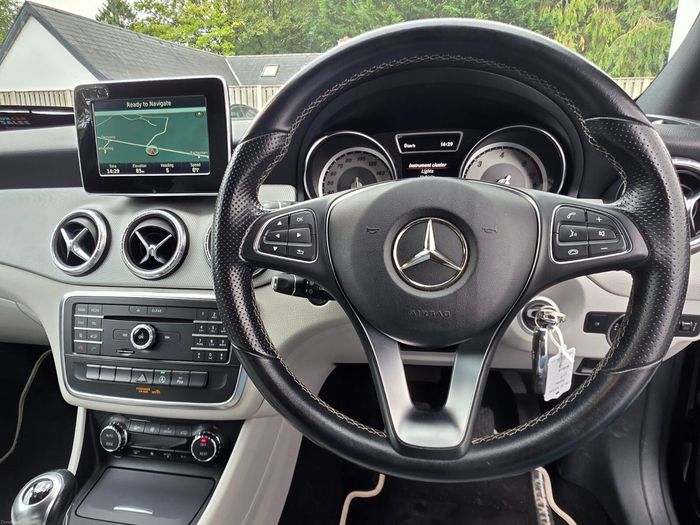 Mercedes-Benz CLA 2016