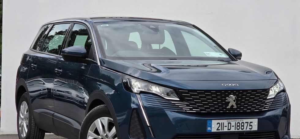 Peugeot 5008 2021