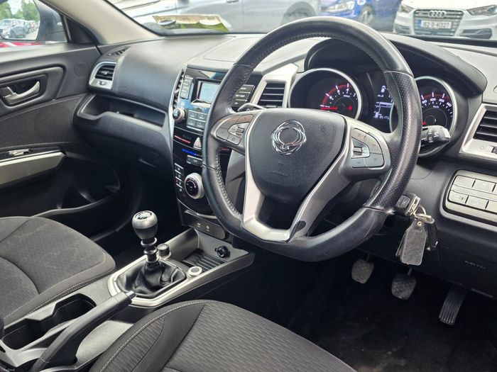 Ssangyong Tivoli 2021