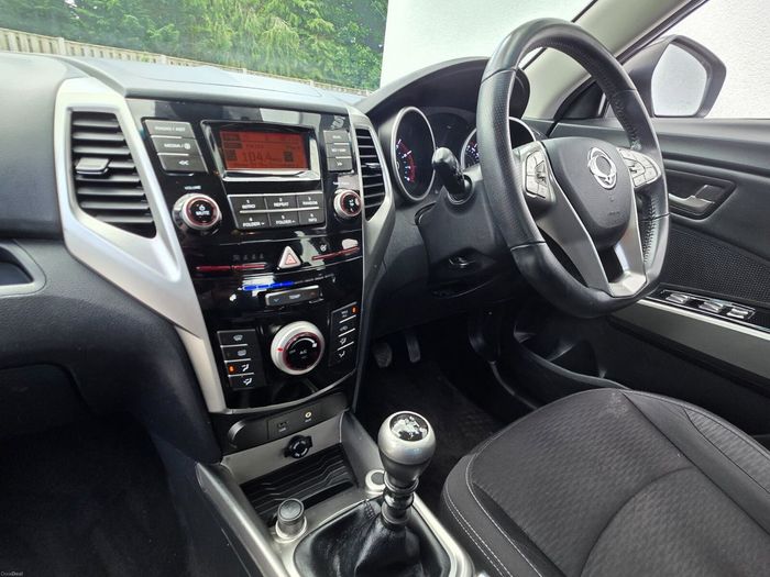 Ssangyong Tivoli 2021