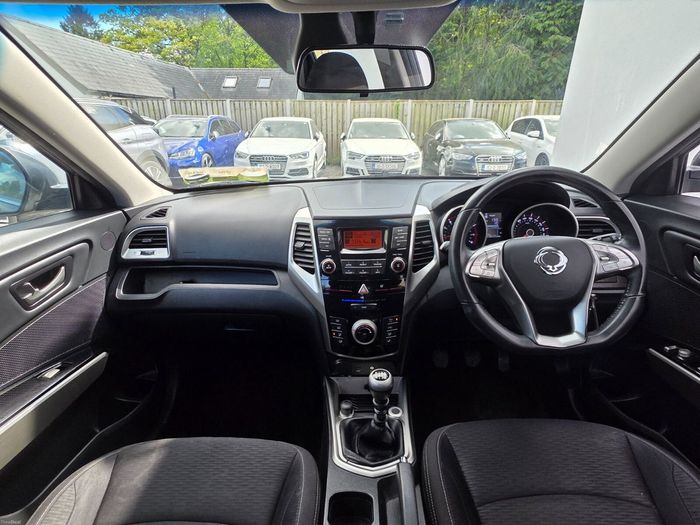 Ssangyong Tivoli 2021