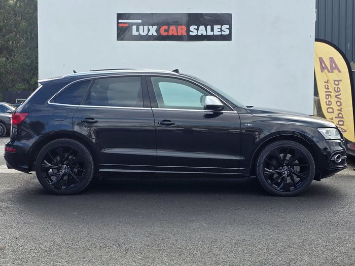 Audi SQ5 2014