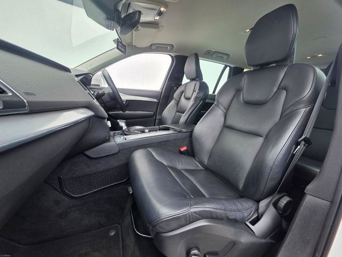 Volvo XC90 2019