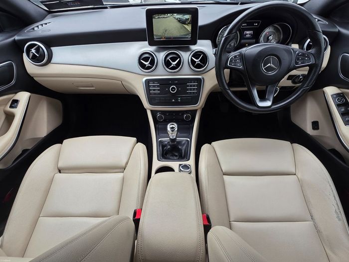 Mercedes-Benz CLA 2016