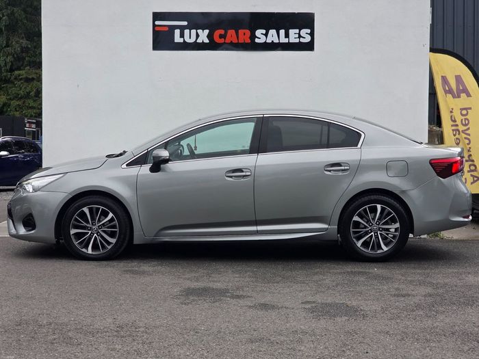 Toyota Avensis 2016