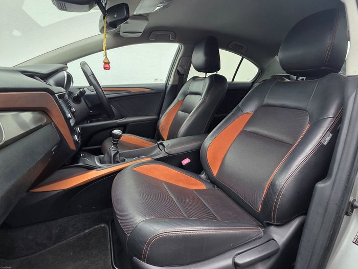 Toyota Avensis 2016