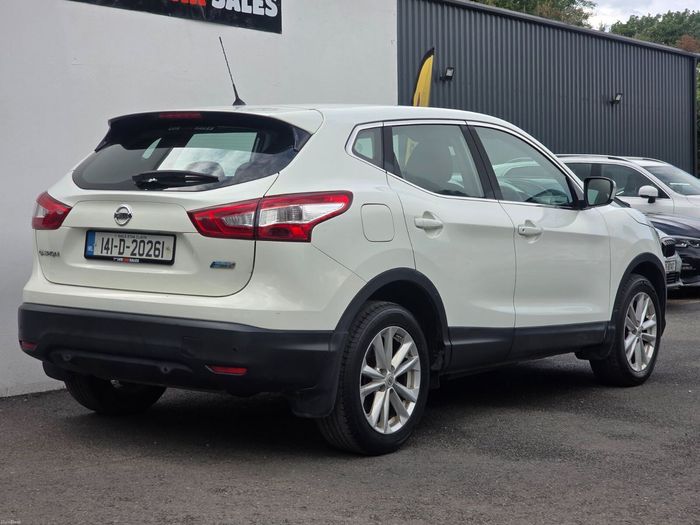 Nissan QASHQAI 2014