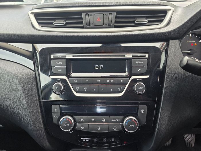 Nissan QASHQAI 2014