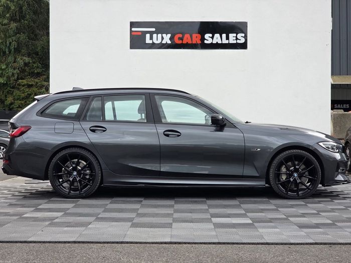 BMW 3 Series 2022