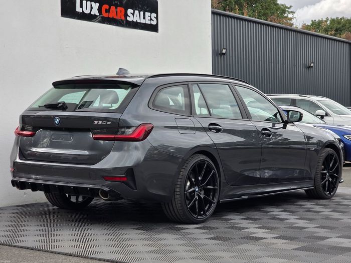 BMW 3 Series 2022