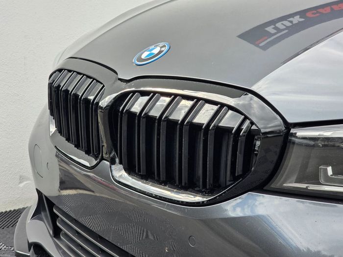 BMW 3 Series 2022