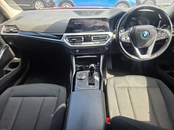 BMW 3 Series 2022