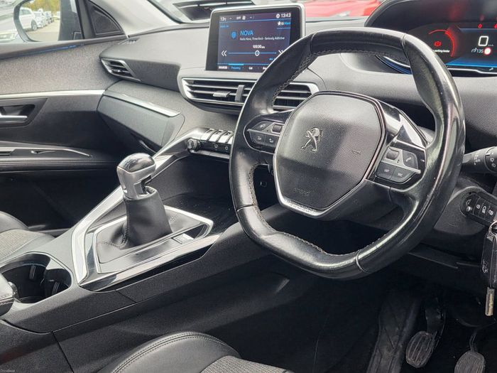 Peugeot 5008 2020